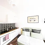 Lilit Beautiful 1 Bedroom On The Border With Monaco アパート